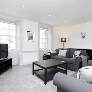 Joivy Elegant New Town Flat Near Princes Street Edinburgh